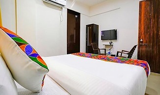 Fabhotel Woods Regency