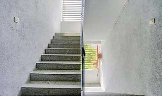 Fabhotel Woods Regency