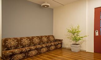 FabHotels Ny Townhouse