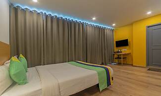 FabHotels Ny Townhouse