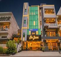 Fabhotel The Lazeez