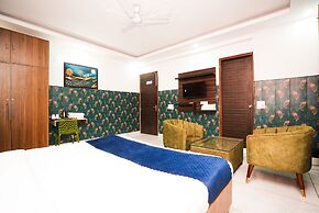 Fabhotel Tanvi Premium
