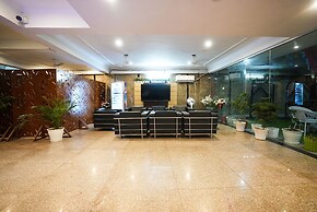 Fabhotel Tanvi Premium