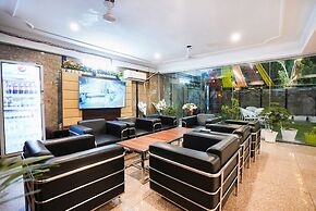 Fabhotel Tanvi Premium