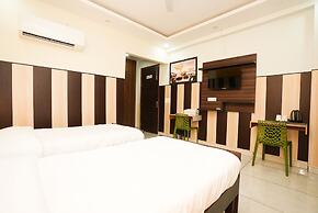 Fabhotel Tanvi Premium