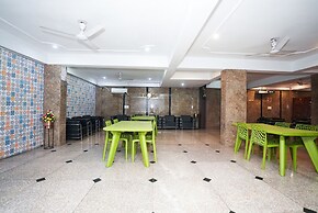 Fabhotel Tanvi Premium