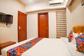 Fabhotel Divine Casa