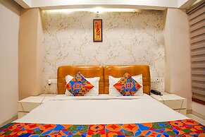 Fabhotel Divine Casa