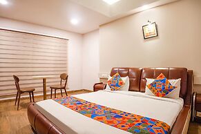 Fabhotel Divine Casa