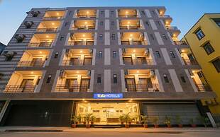 FabHotel New Silver Crown