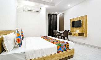 Fabhotel Silver Crown