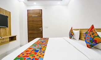 Fabhotel Silver Crown