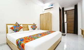 Fabhotel Silver Crown