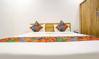 Fabhotel Silver Crown