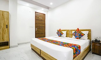 Fabhotel Silver Crown