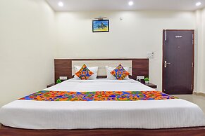 Fabhotel Pink Palace