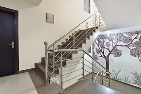 Fabhotel Pink Palace