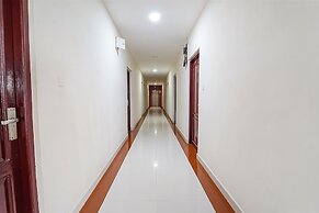 Fabhotel Central Inn Residency