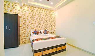 Fabhotel The Golden Leaf