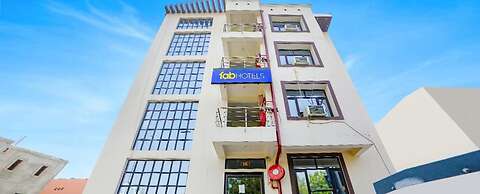 Fabhotel Lily Grand