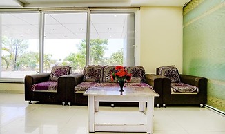 Fabhotel Sai Govind