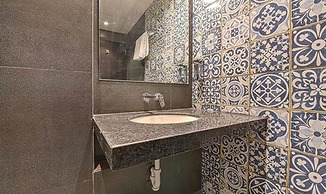 Fabhotel Prime Pink City Park