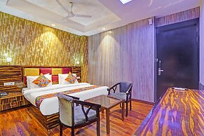 Fabhotel Galaxy