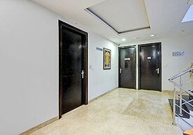Fabhotel Galaxy