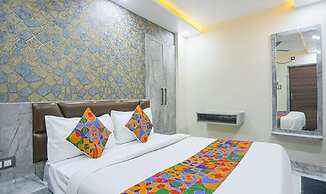 Fabhotel The Treenity House