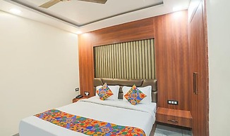 Fabhotel The Treenity House