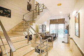 FabHotel Rivlet Residency