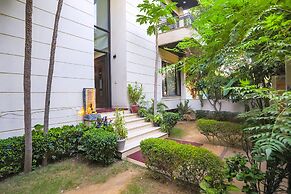 FabHotel Rivlet Residency