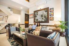FabHotel Rivlet Residency
