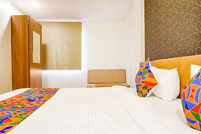 Fabhotel Woodlark Inn