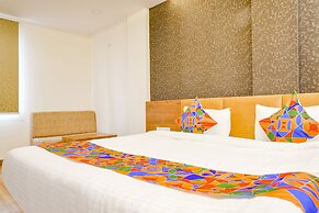 Fabhotel Woodlark Inn