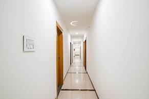 Fabhotel Woodlark Inn