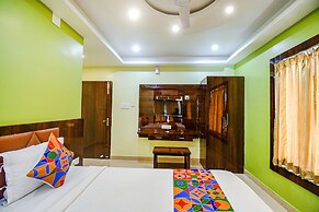 Fabhotel The Seven Wonders