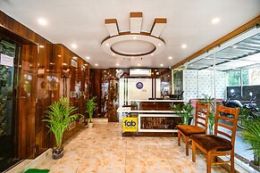 Fabhotel The Seven Wonders