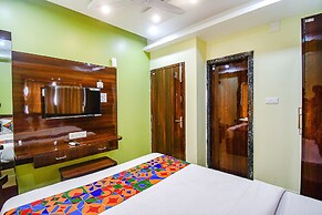 Fabhotel The Seven Wonders