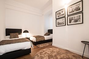 Valencia Luxury - Boutique Center