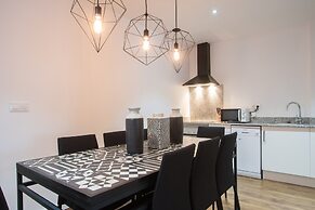 Valencia Luxury - Boutique Center