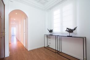 Valencia Luxury - Boutique Center