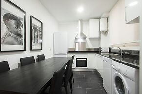 Valencia Luxury - Boutique Center