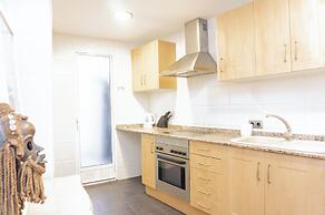 Valencia Luxury - Boutique Center