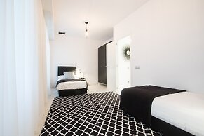 Valencia Luxury - Boutique Center