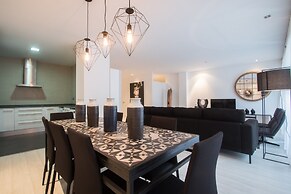 Valencia Luxury - Boutique Center