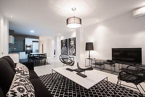 Valencia Luxury - Boutique Center