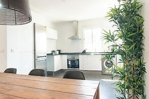 Valencia Luxury - Boutique Center