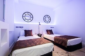 Valencia Luxury - Boutique Center