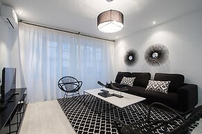 Valencia Luxury - Boutique Center